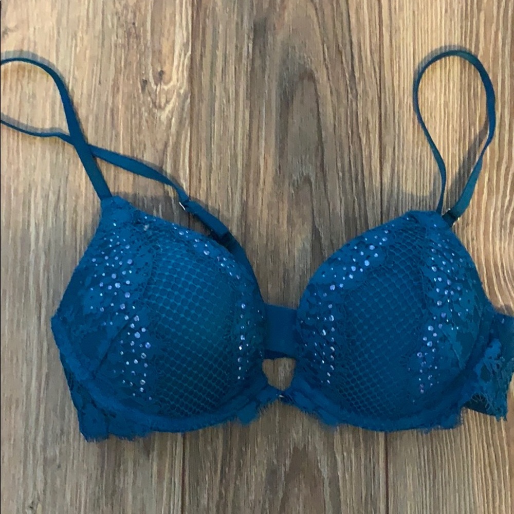 Victoria’s Secret Bombshell push up bra